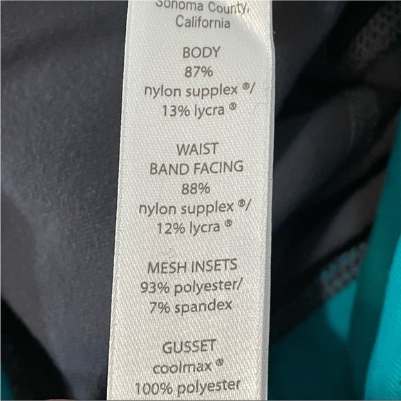 Athleta Relay Cropped Leggings - Picture 8 of 8